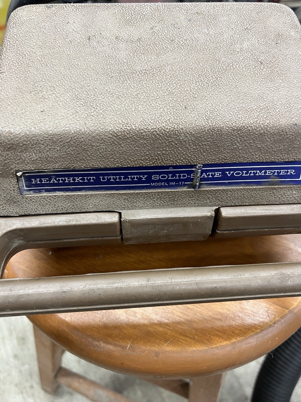 Vintage Heathkit Utility Solid State Voltmeter Model IM-17 in Original Case