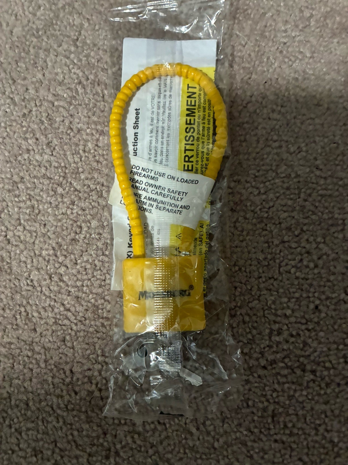 Mossberg Yellow Cable Lock for Rifle, Pistol, Shotgun, Revolver with 2 Keys