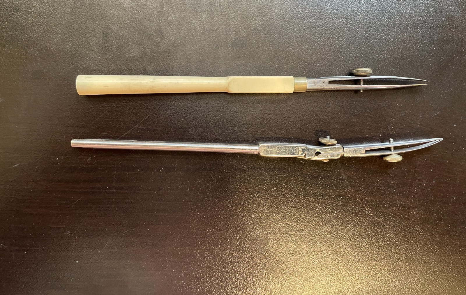 2 x Draft ruling pens