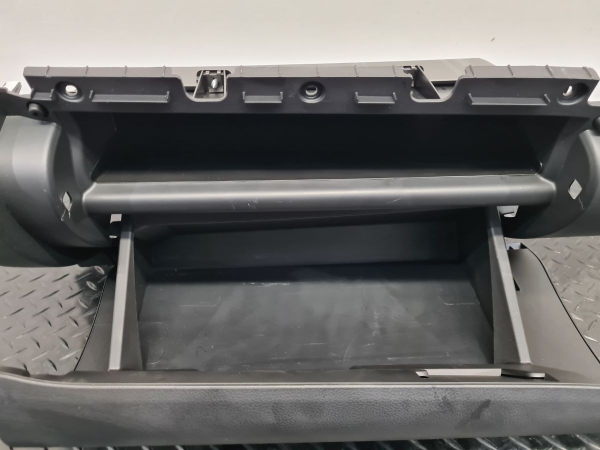 Mitsubishi Eclipse Cross Mk1 (ns) 2021 Dashboard Glove Compartment 8006A602