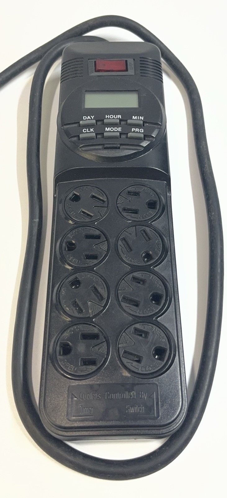 Power Strip Extension 8-outlets of which 4 timed 4 always on.