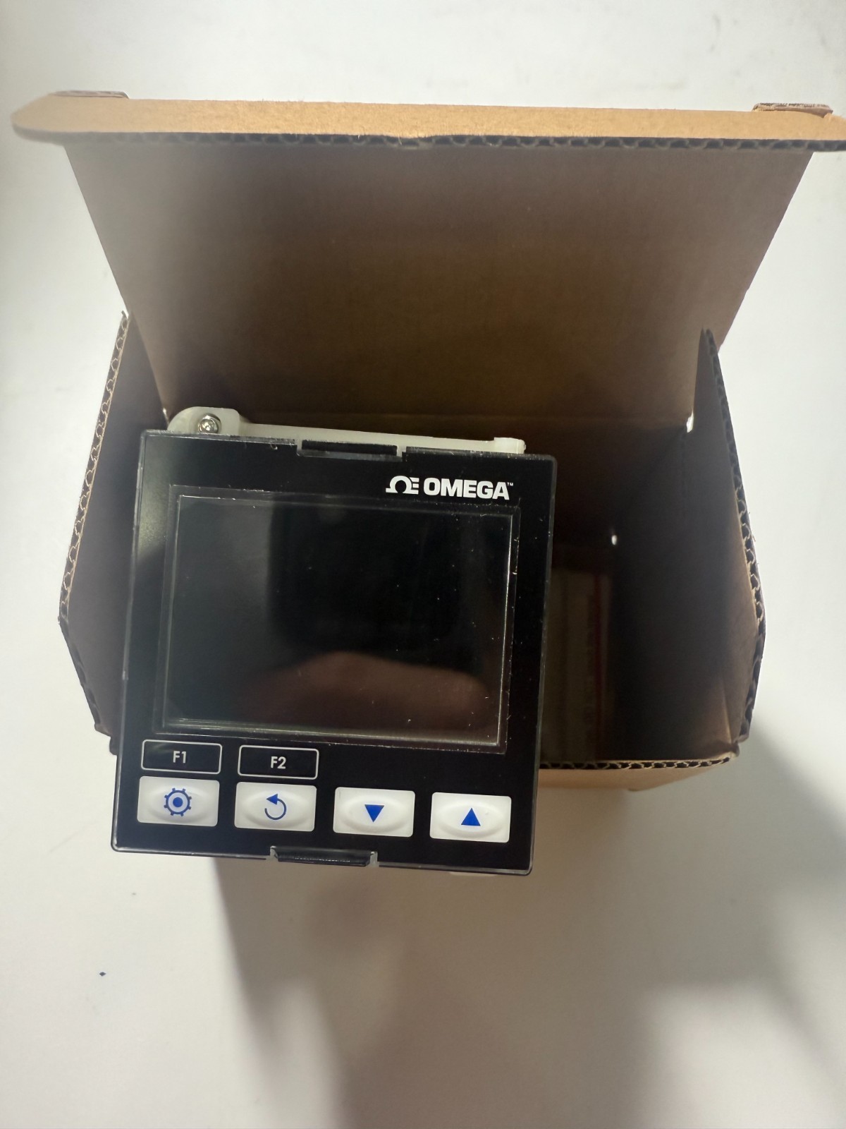Omega PID TEMPERATURE CONTROLLER CN16D3-RR-2U-CM-AC