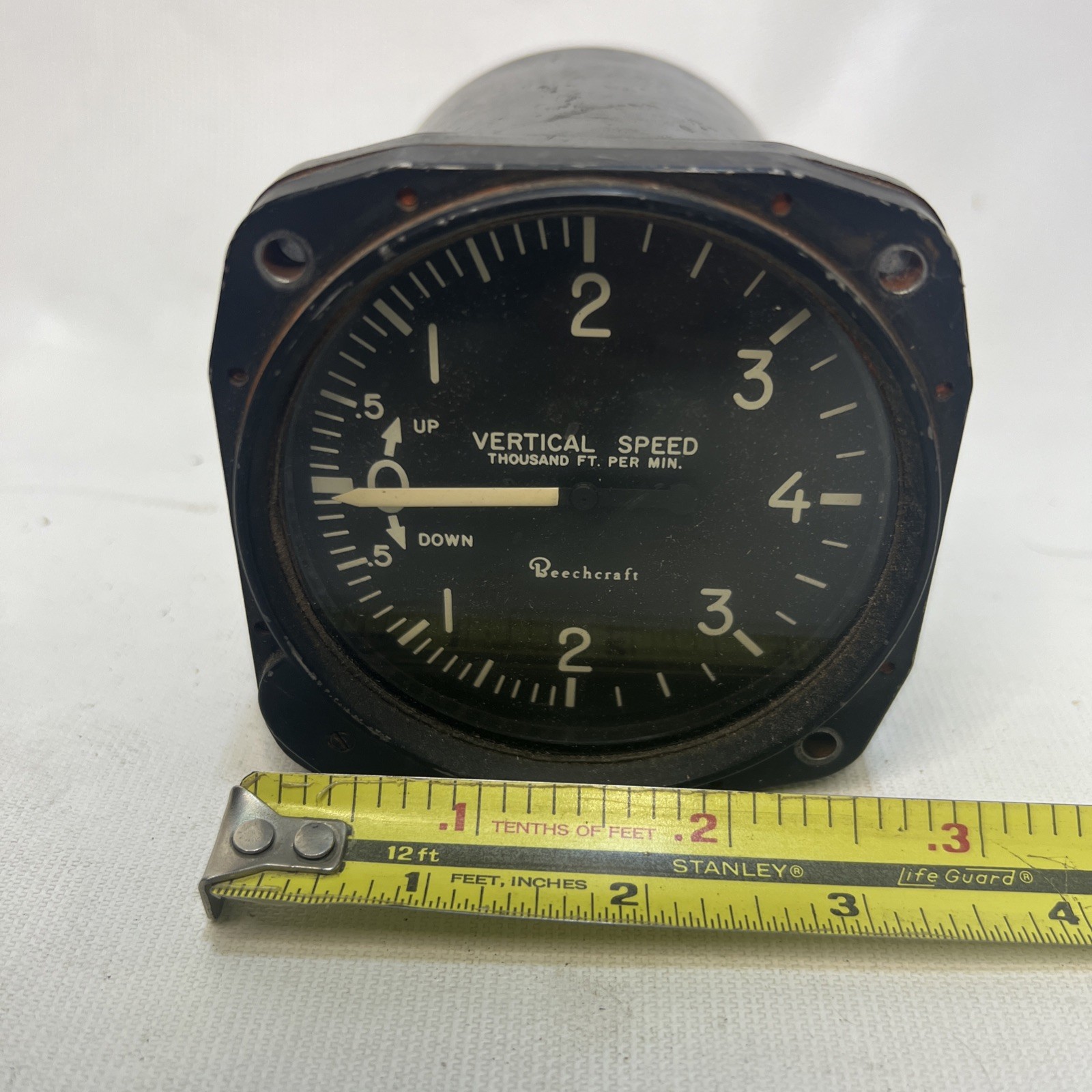 Beechcraft Vertical Speed Indicator Weston / Garmin No. 22-204-02-A