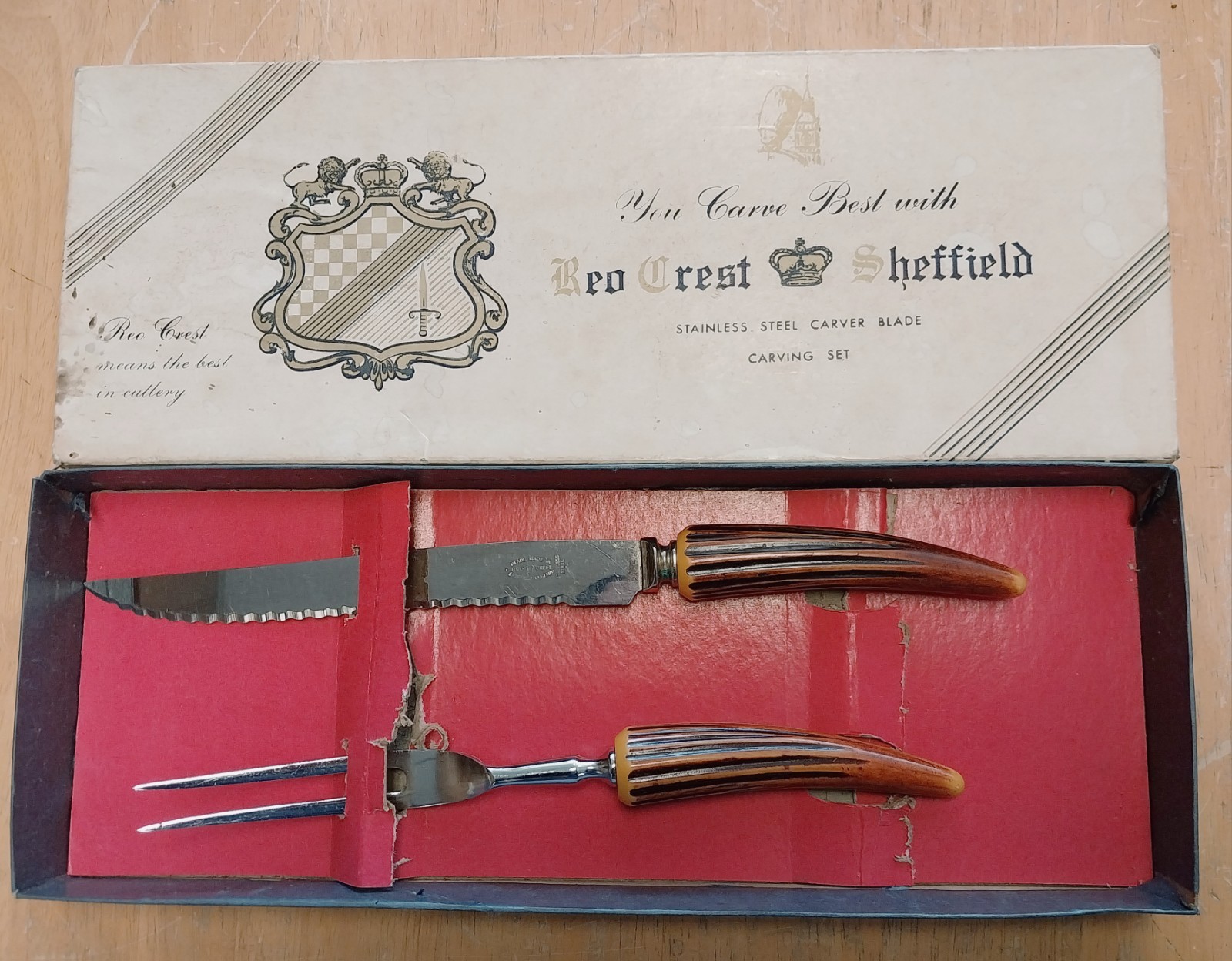 Vintage Reo Crest Sheffield England Carving Set Stainless Steel