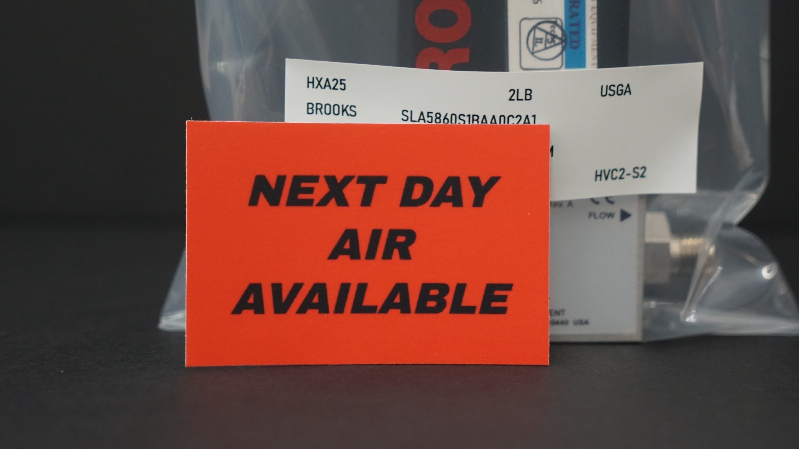 Brooks Instrument SLA5860S1BAA0C2A1 Mass Flow Controller, N2, 0.67 SCFM FS FLOW