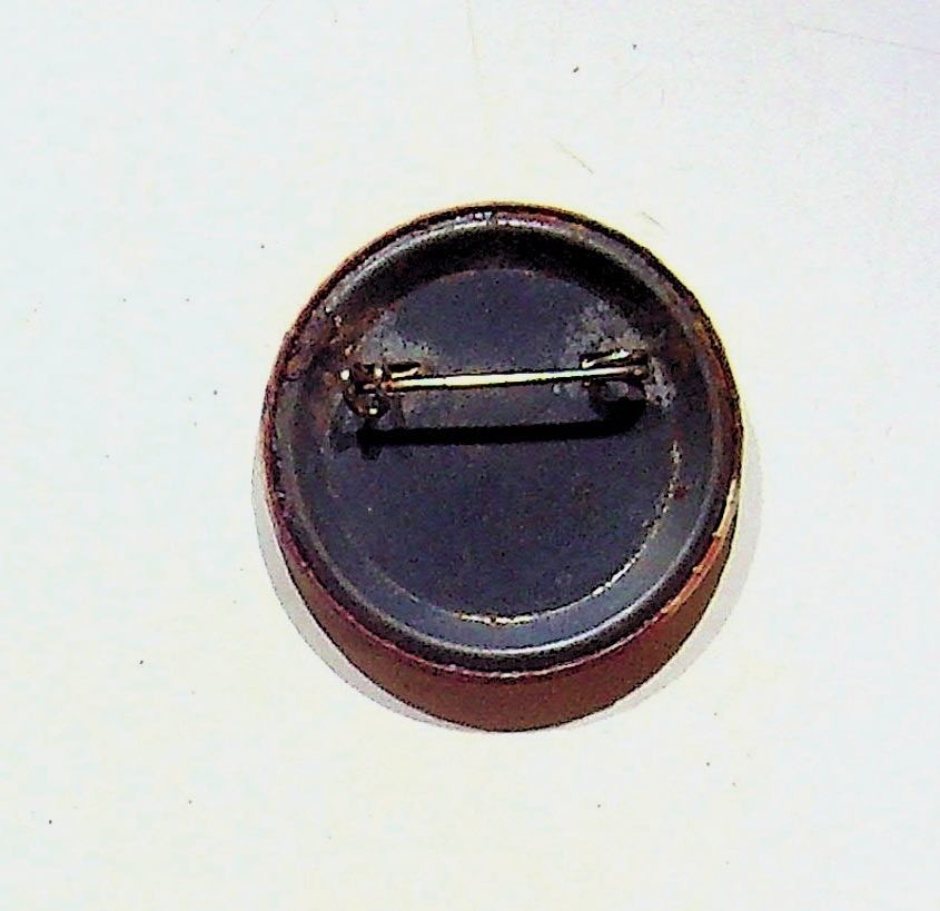 Vintage Advertisement Button Pin Political Pinback Resist 1976