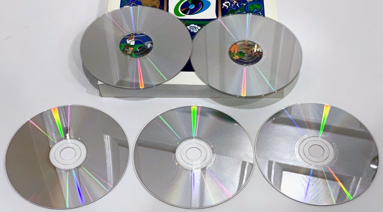 Corel MEGA Gallery for Macintosh - 5 CDs plus Book - from 1997! Nice!