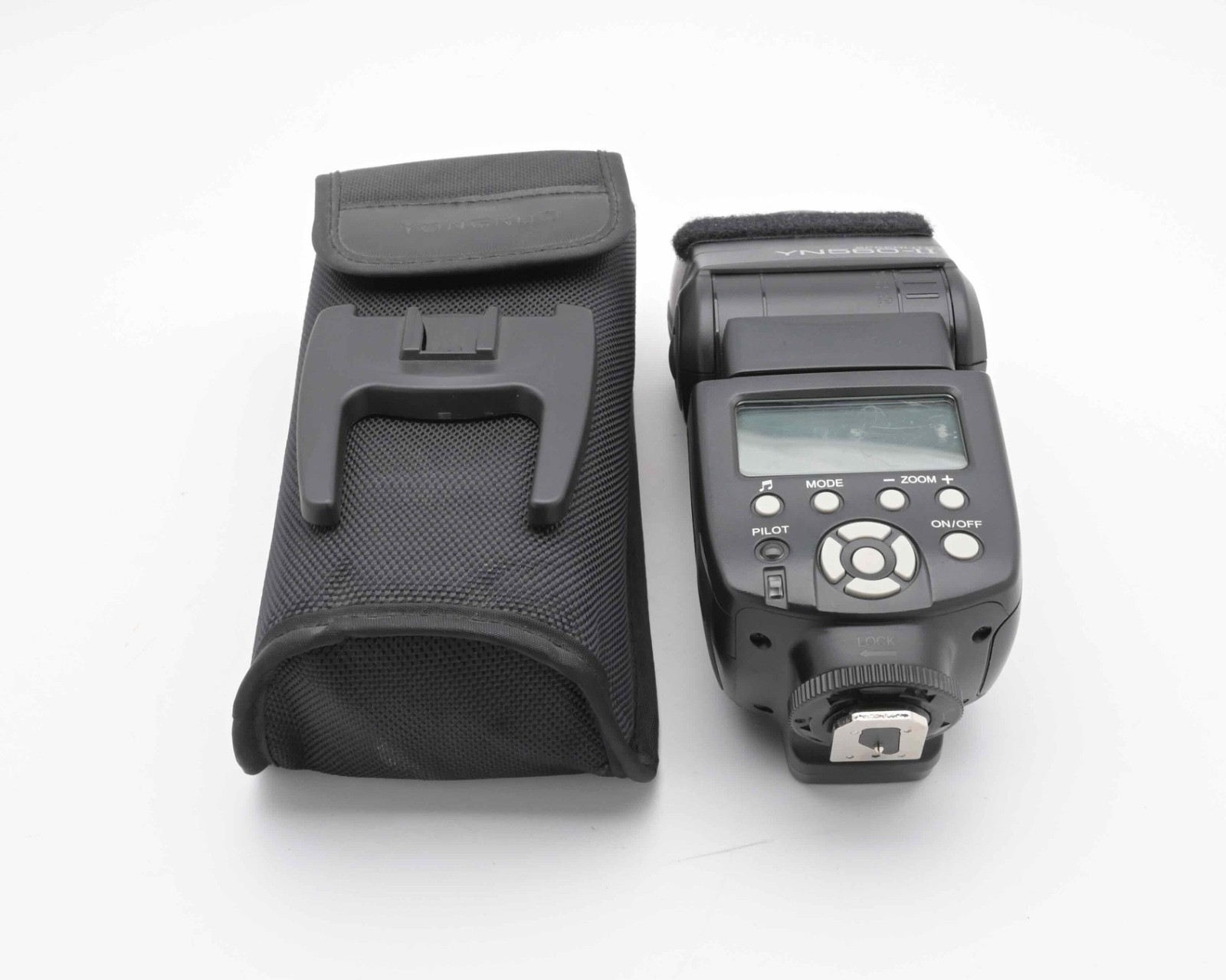 Yongnuo Digital Speedlite YN560 II Universal Flash Case & Stand (#20456)