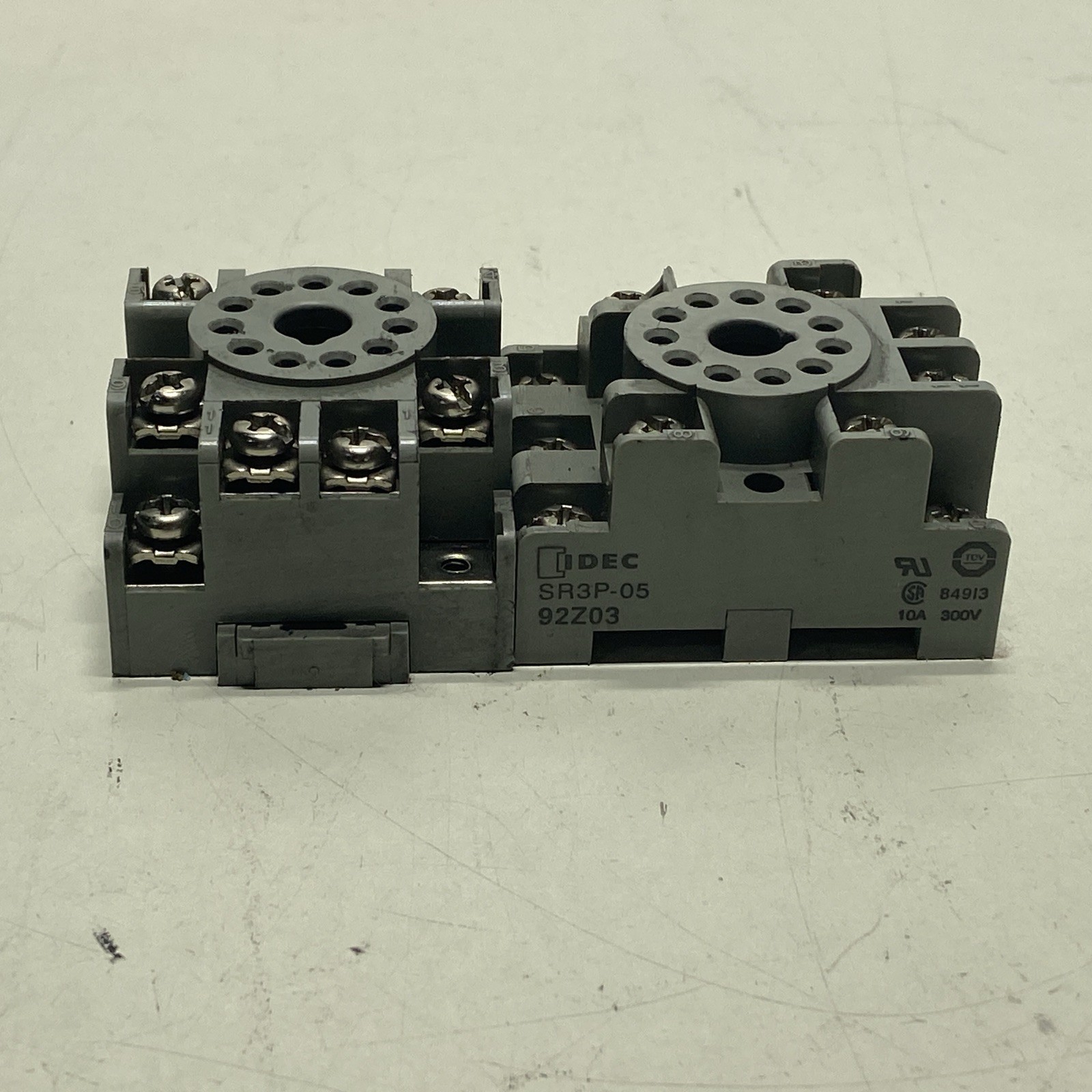 Idec Relay Socket SR3P-05 92Z03