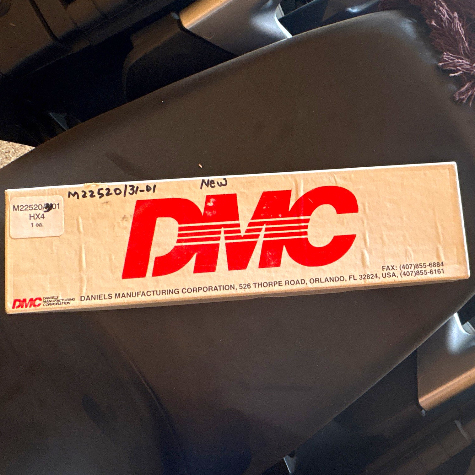 DMC Daniels Mfg. Corp. M22520/31-01 Hand Crimp Tool w/ Black Sheath In Box