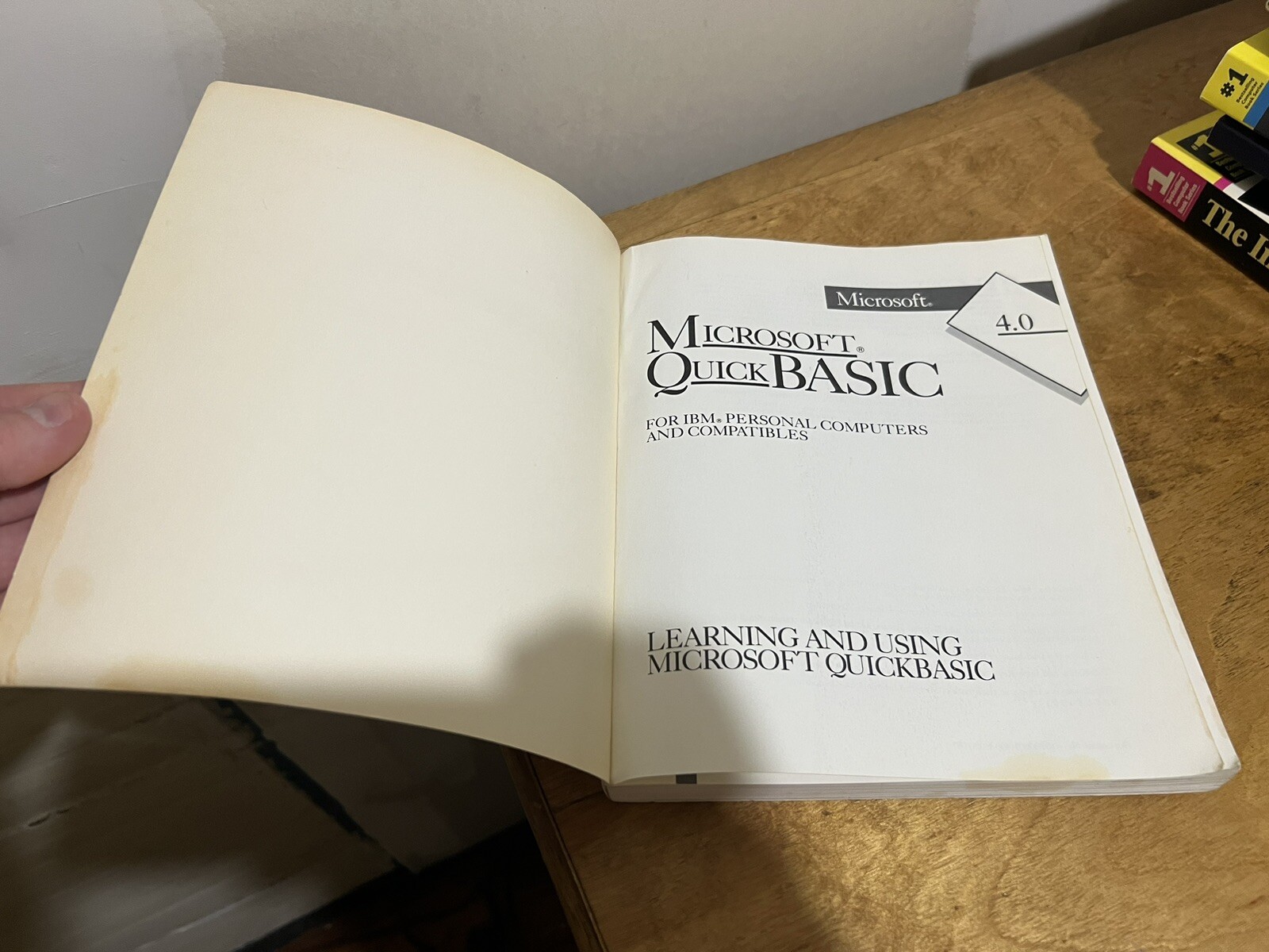 Vintage Microsoft QuickBASIC 4.0 1987 IBM PC Users Guide Book Manual