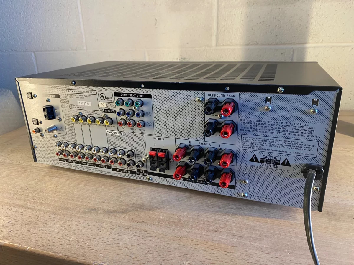 Sony STR-DE597 Receiver - Powers On, No Remote, Sold As-Is