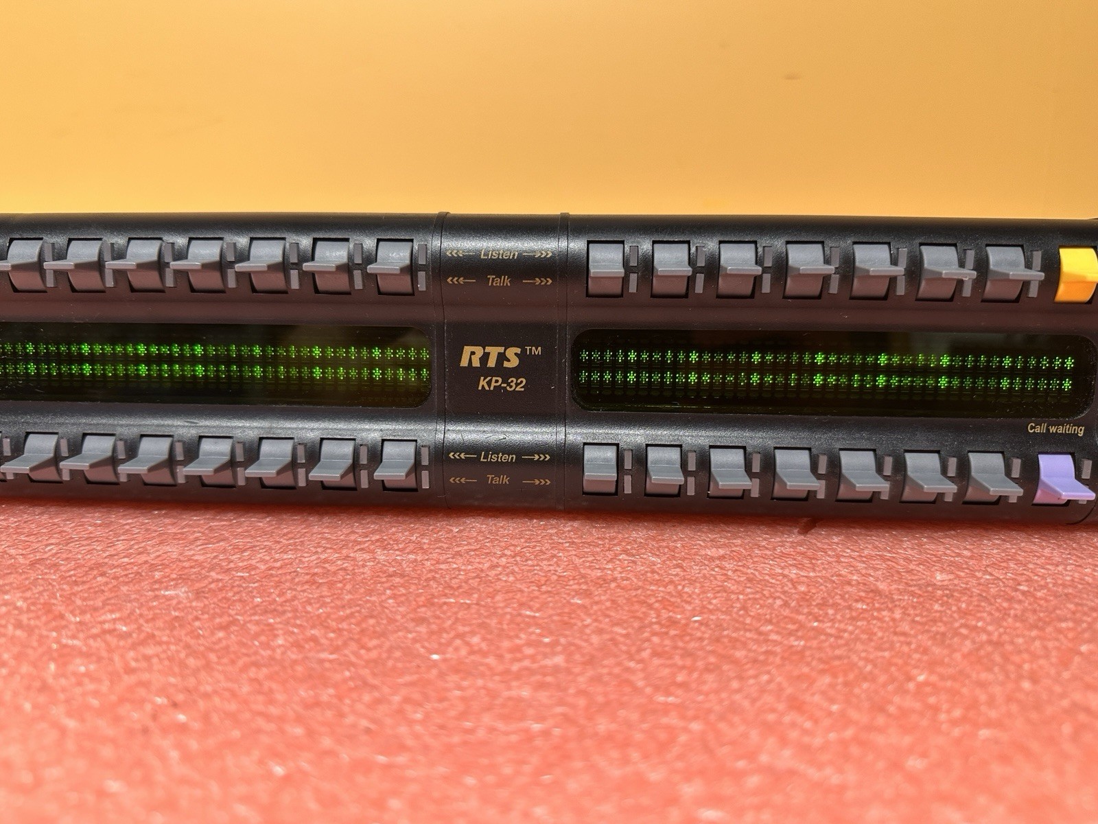 RTS Telex KP-32 4-Pin Intercom Keypanel with power supply.