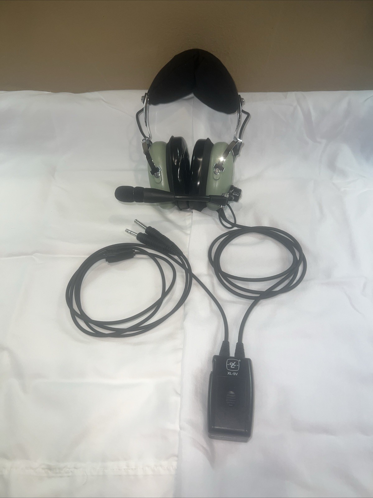 DAVID CLARK H10-13X DUAL PLUG HEADSET PILOT NOISE CANCELING AIRPLANE AVIATION