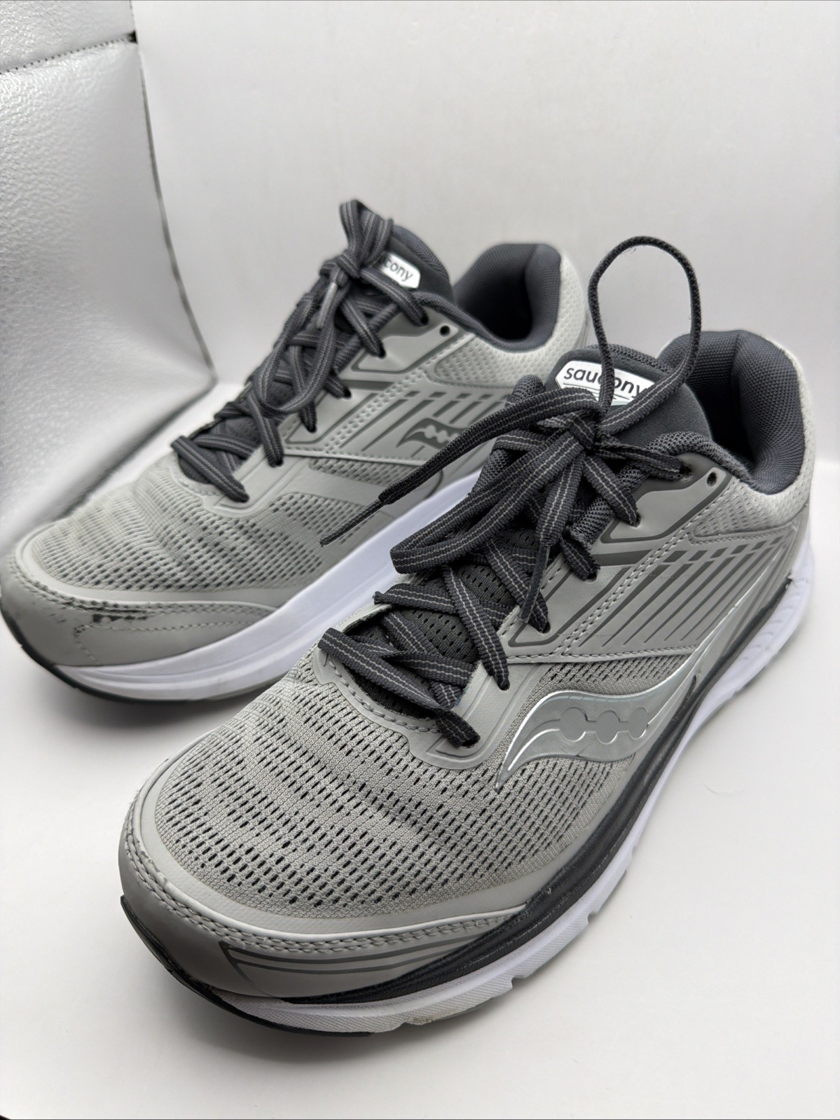 Saucony Echelon 8 Gray Womens PWRRUN Sneakers Womens Size 10w US