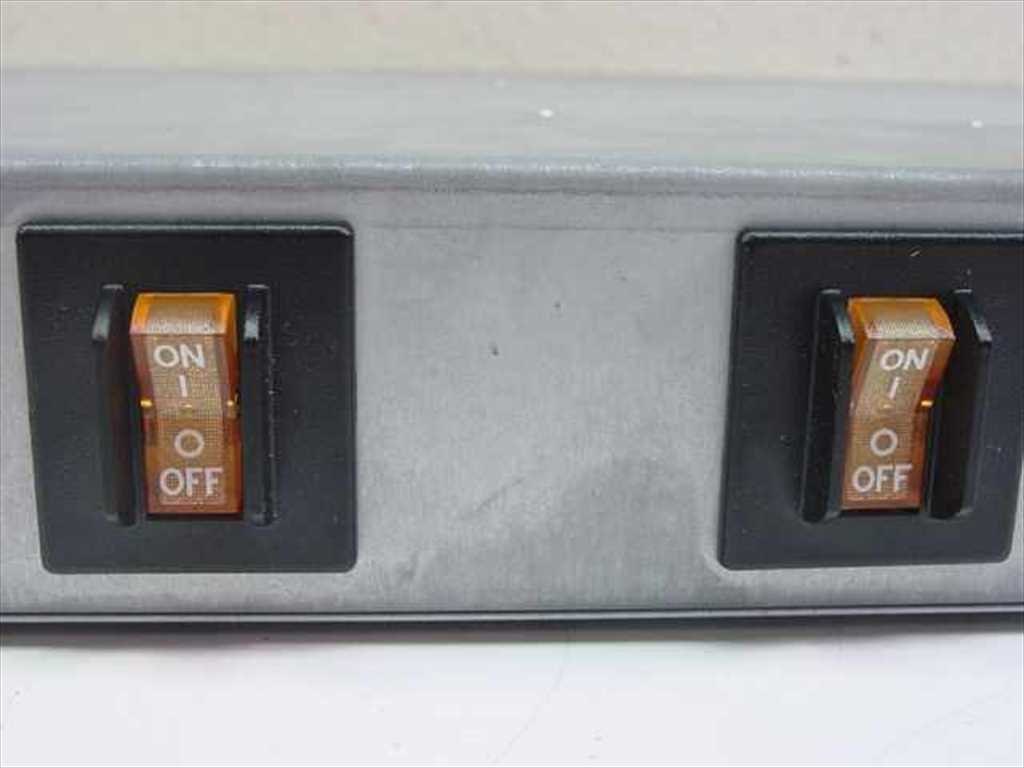 Compaq Power Distribution Unit - High Voltage Model 295363-B21