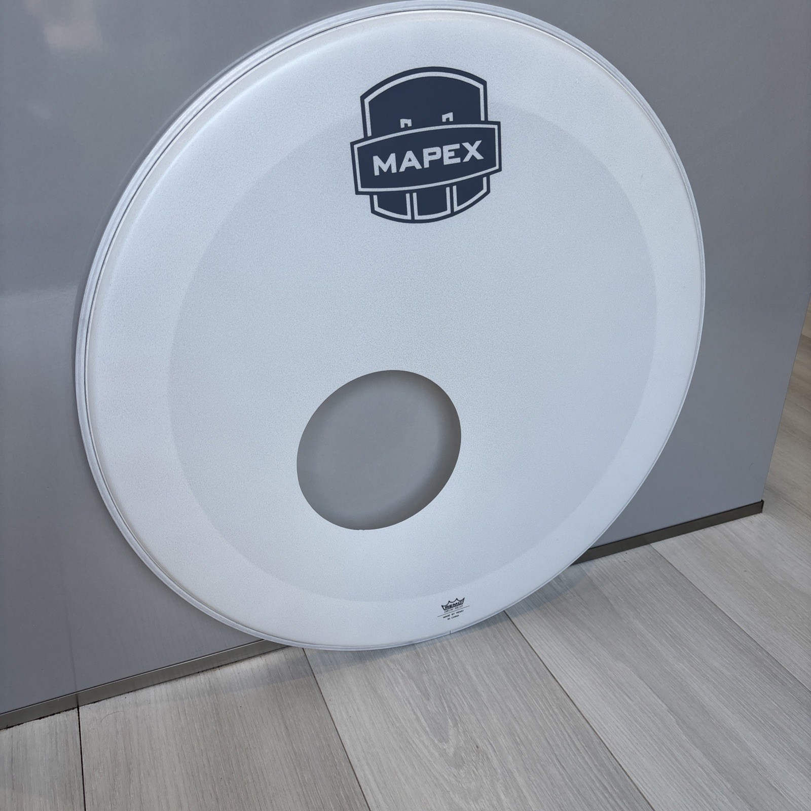MAPEX Mars  22" Remo resonant bass drum head - WHITE , coated front display #4