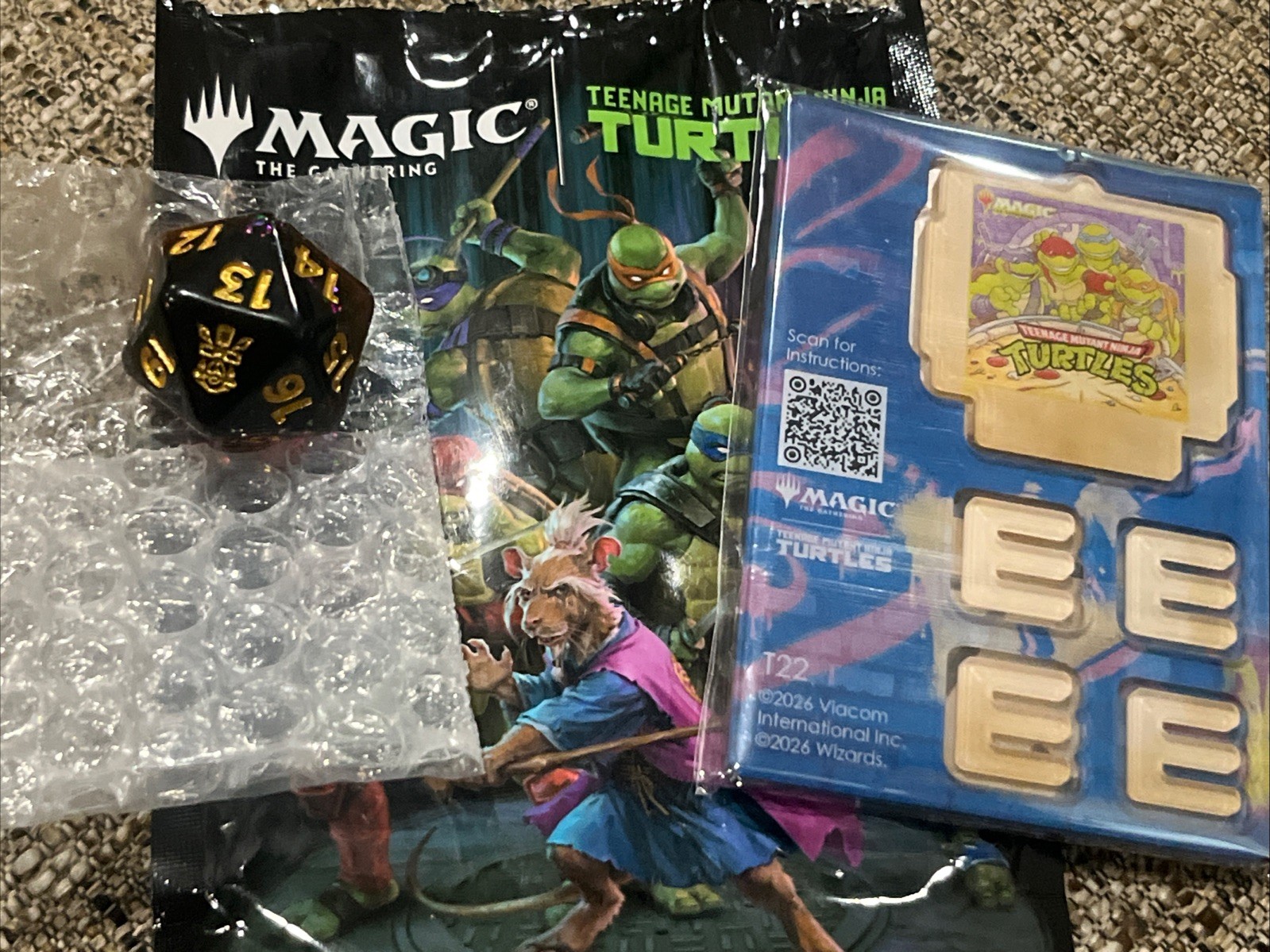 Teenage Mutant Ninja Turtles Mystery Pack 25mm spindown & 2 Random Token Sheets