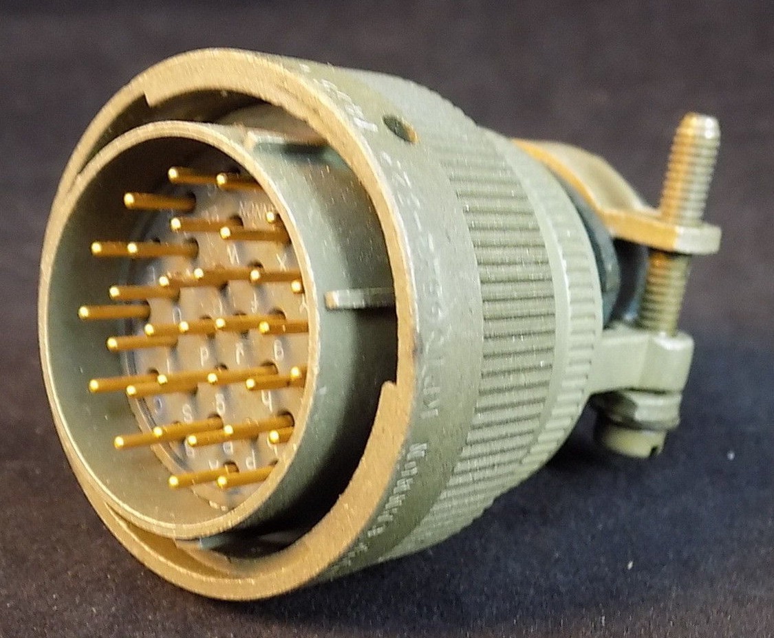 CANNON ITT Military Grade 32 Gold Pin MALE Computer CONNECTOR KTP06B22-32P-7435