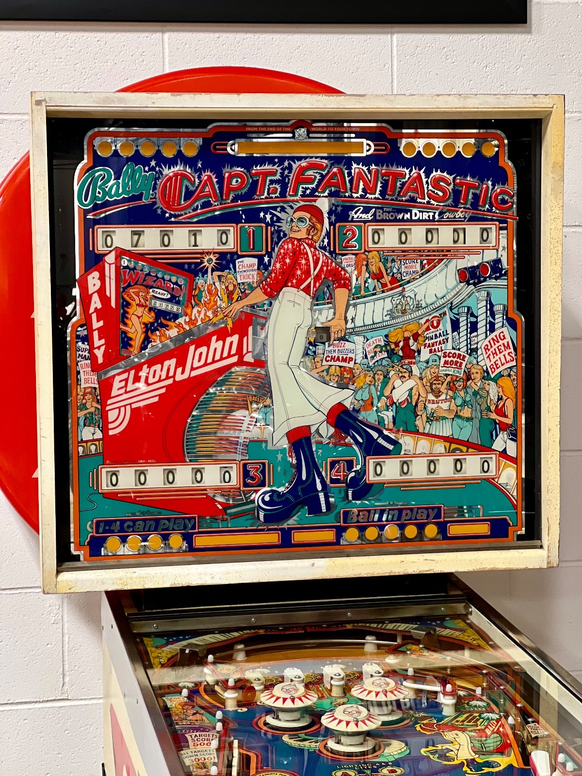 1976 BALLY CAPTAIN FANTASTIC PINBALL MACHINE ARCADE GAME, ELTON JOHN