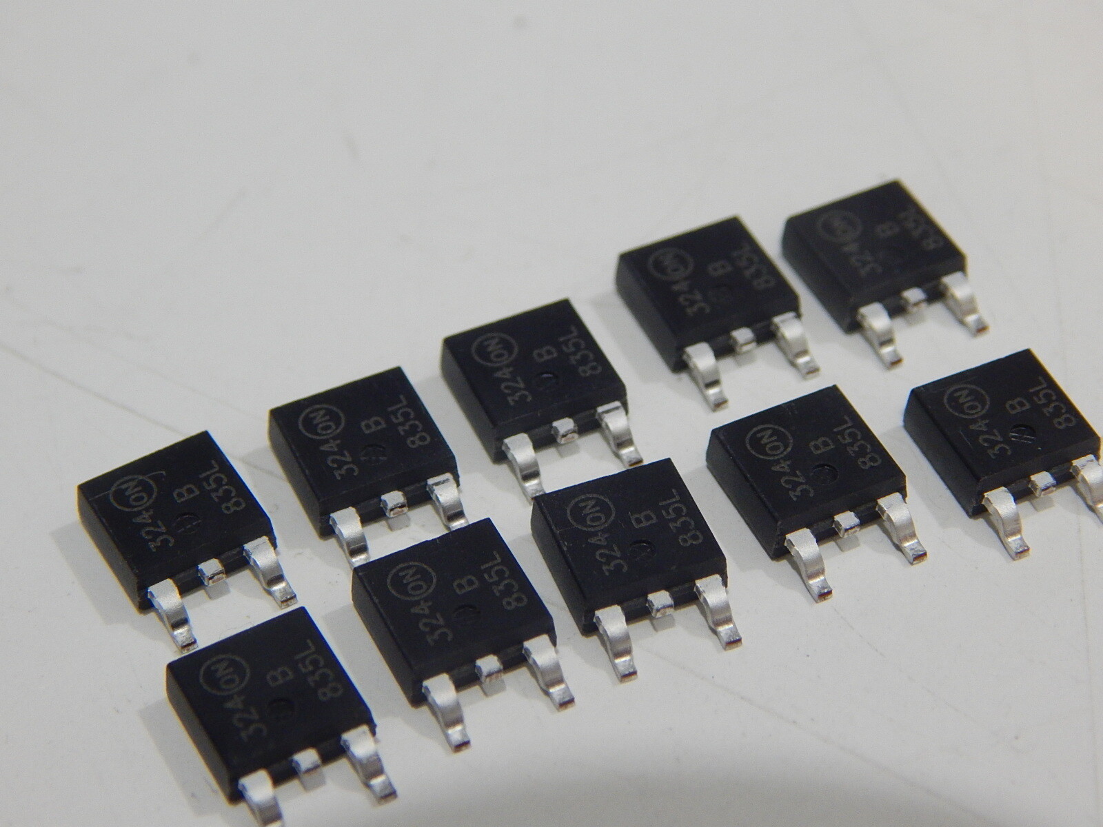 ON SEMI MBRD835LG SCHOTTKY RECTIFIER 35V 8A DPAK -LOT OF 10 DIODES FAST SHIPPING