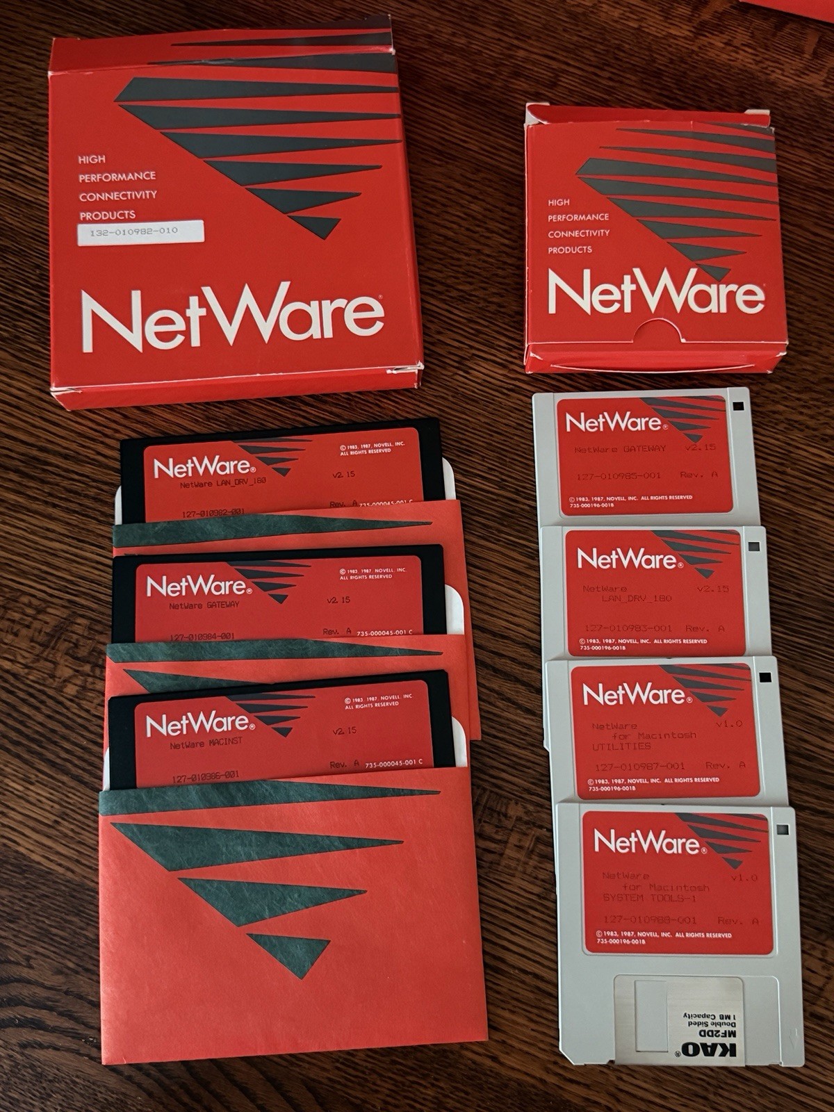 Vintage Novell NetWare for Macintosh Version 1.0 software kit W/ Box Floppy Disc