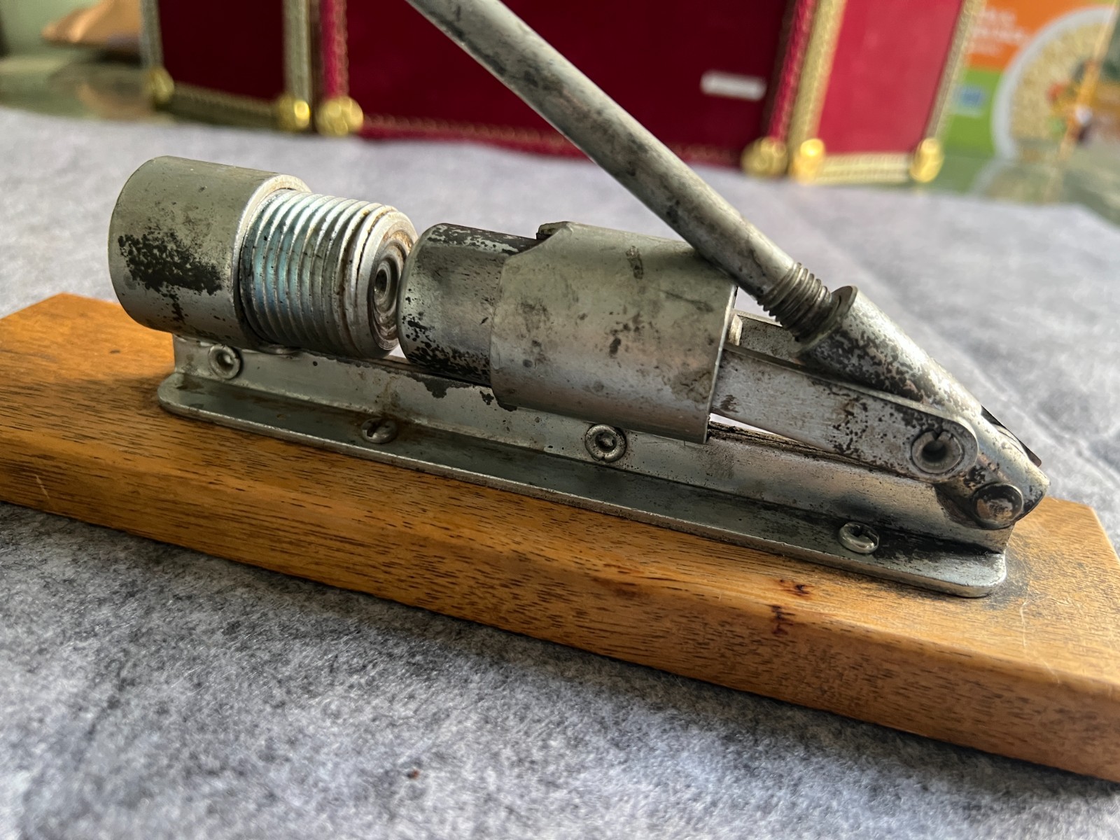 Vintage Small Manual Arbor Press Tabletop Bench Compression Tool
