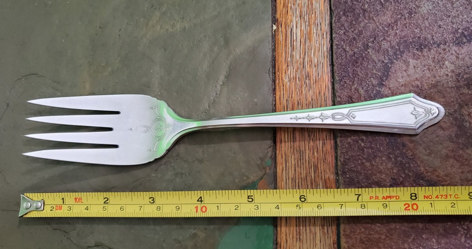 👌ONEIDA c1923 DUCHESS PATTERN SILVERPLATED MEAT 🥩 SERVING FORK