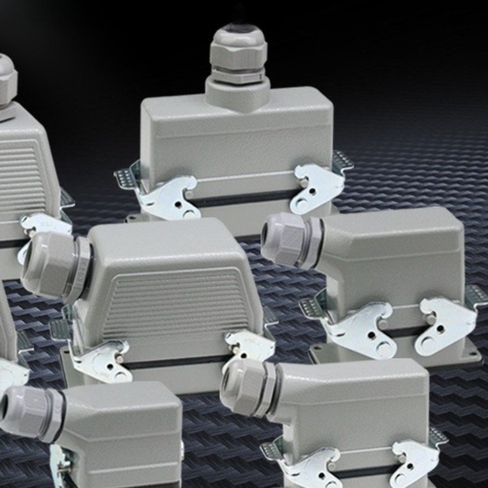 10 Core Interface Rectangular Aviation Socket Multiple Connection Points