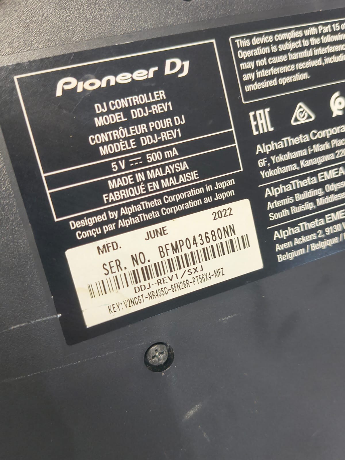 Pioneer DJ 2-Channel DJ Controller DDJ-REV1 Serato Performance DJ Controller