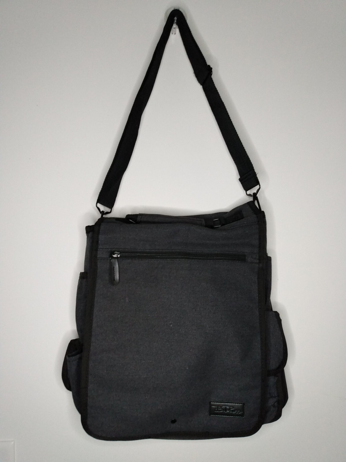 Bella Russo Gray Canvas Laptop Shoulder Bag Messenger Organizer New 15" x 12"