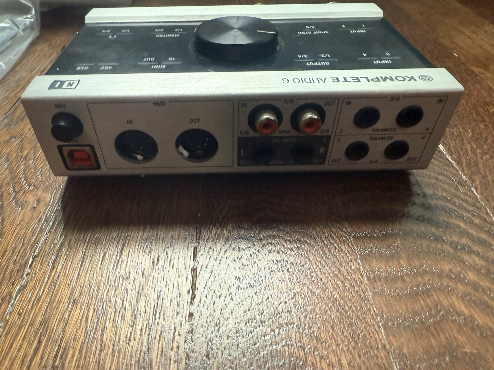 Native Instruments Komplete Audio 6 USB Audio Interface