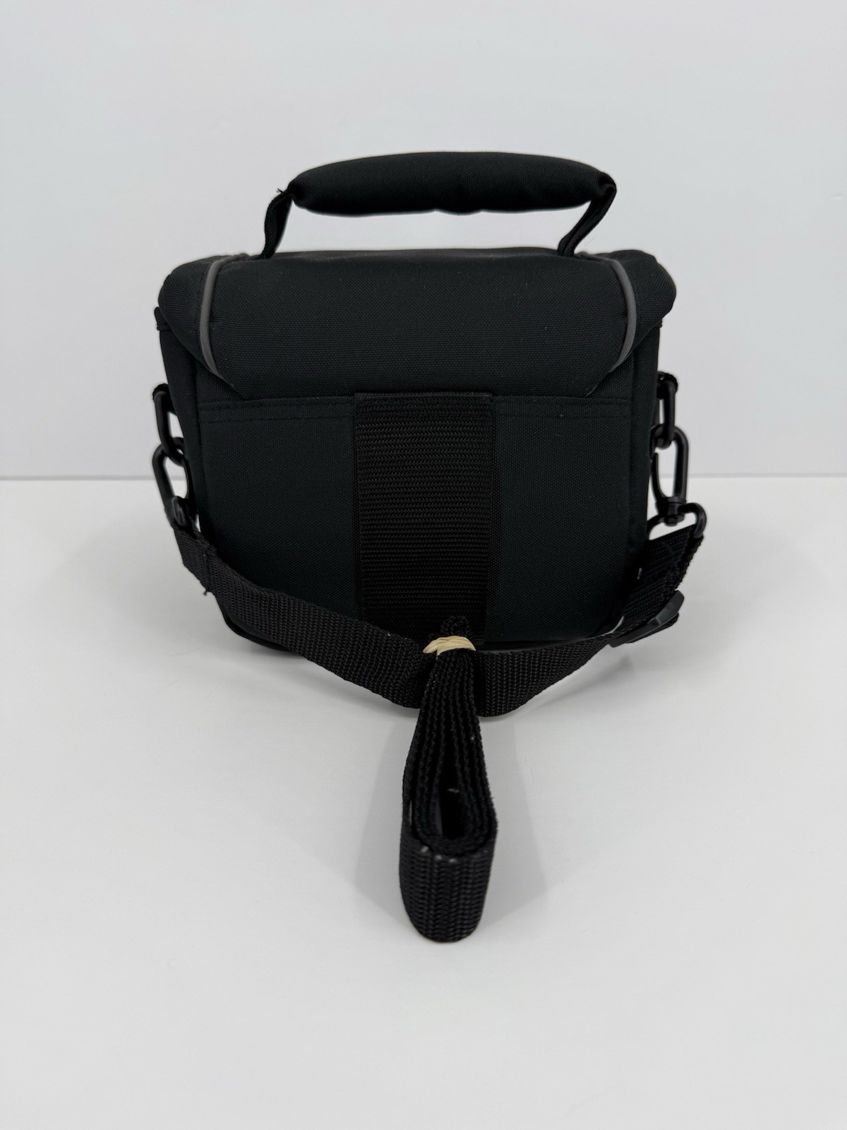Case Logic Black SLR Camera Bag EUC