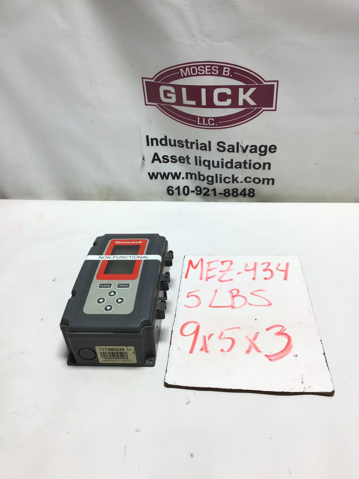 Honeywell T775M2048 Temperature Controller