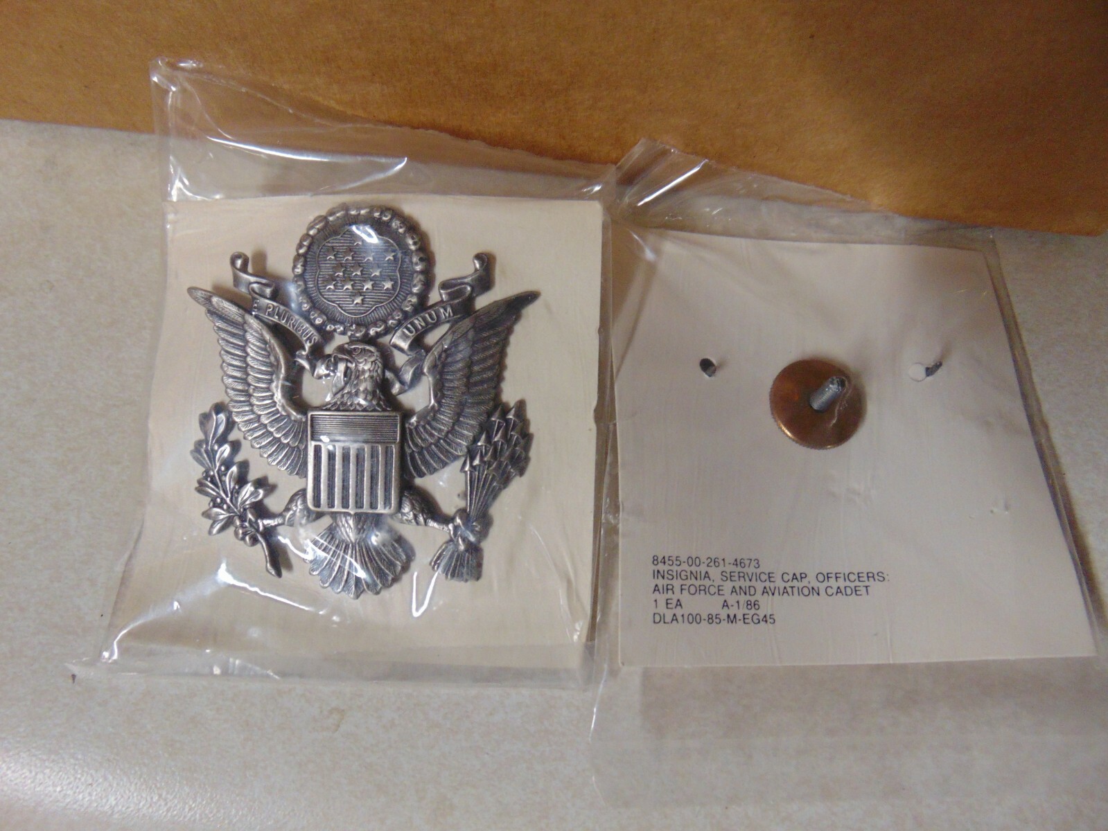 MILITARY INSIGNIA SERVICE CAP OFFICERS US AIR FORCE AND AVIATION CADET FROM 1986