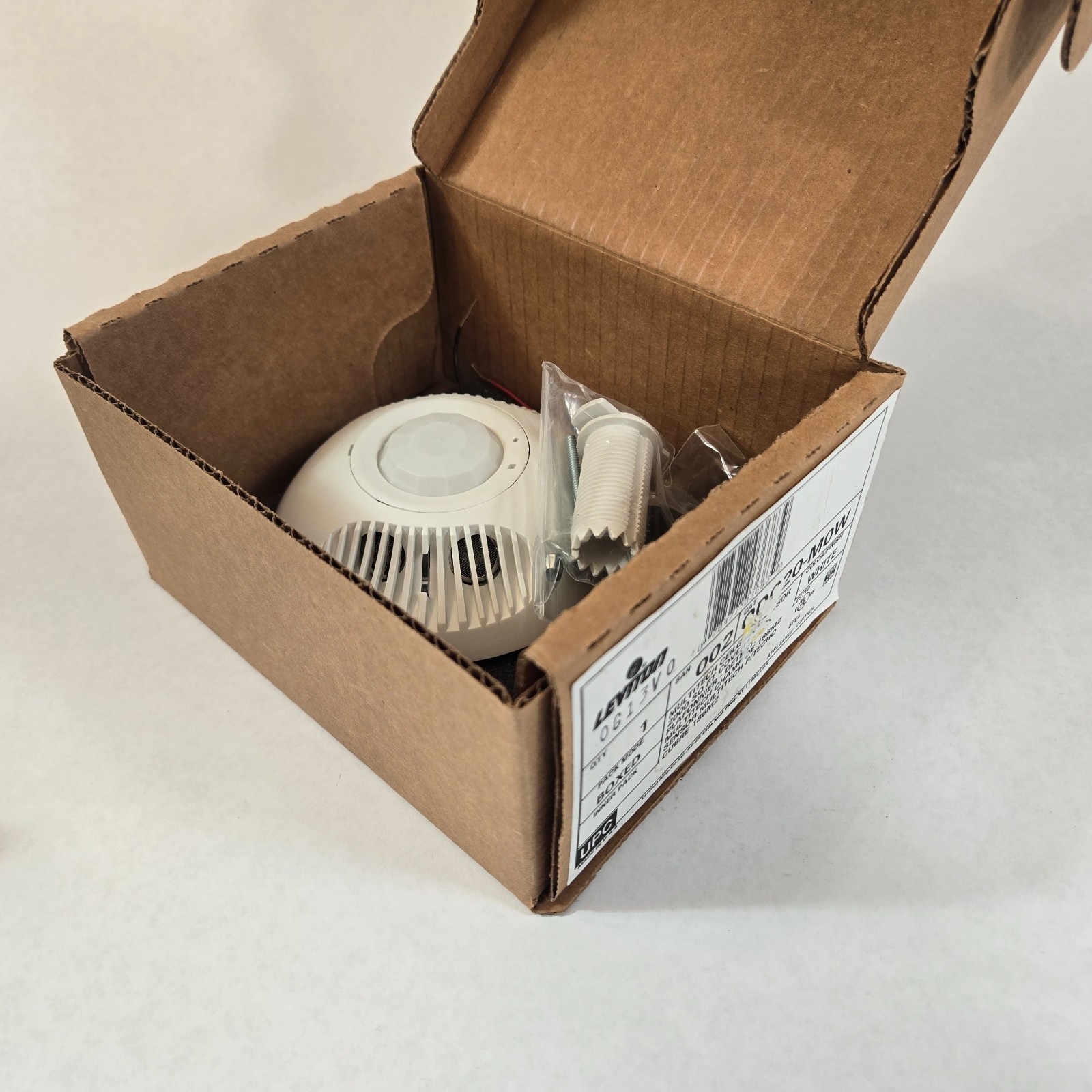 Leviton Multi-Technology Occupancy Sensor 24VDC ODC20-MOW