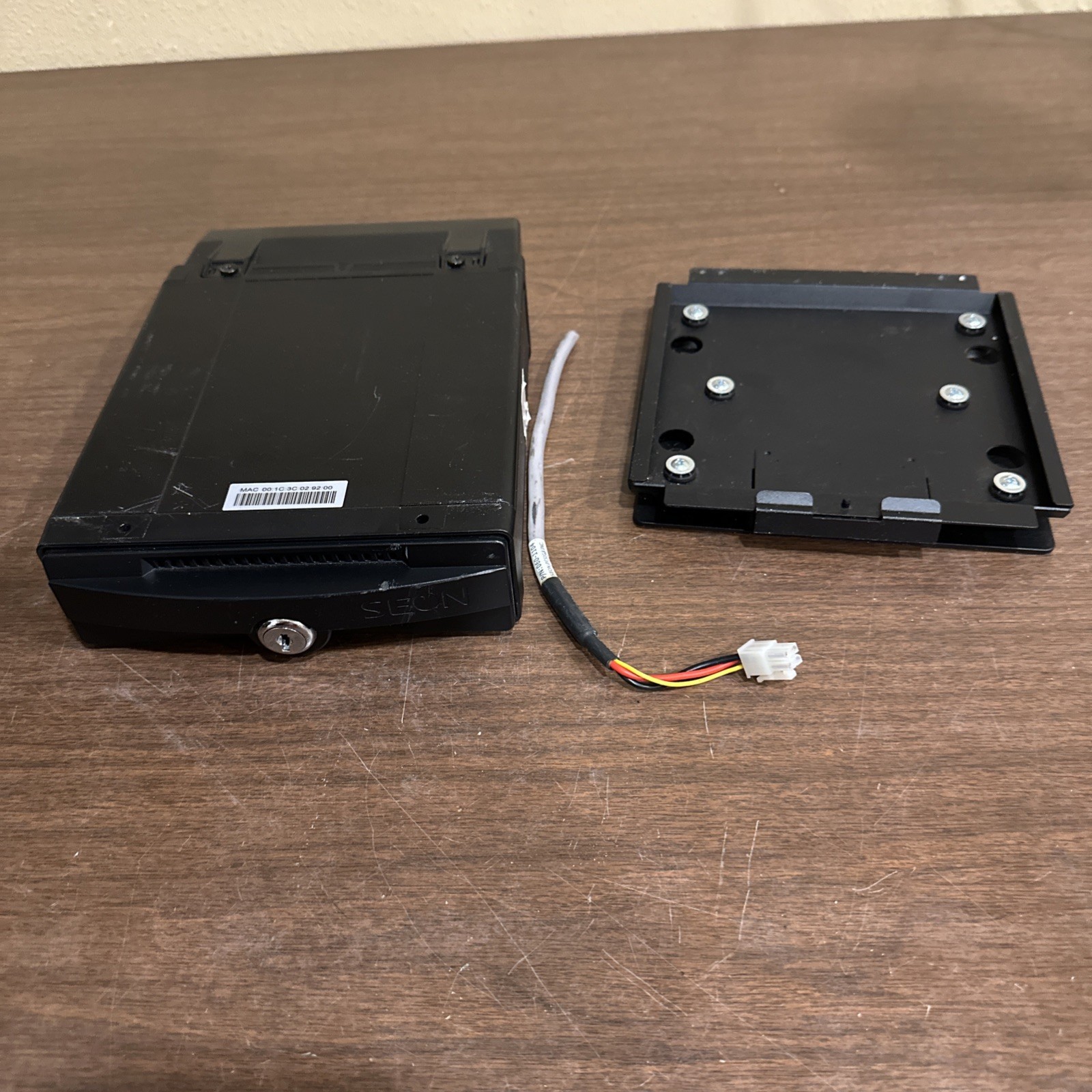 SEON Design TROOPER TH6 SEON DVR 500gb W Power Cord And Mnt Bracket NO Keys
