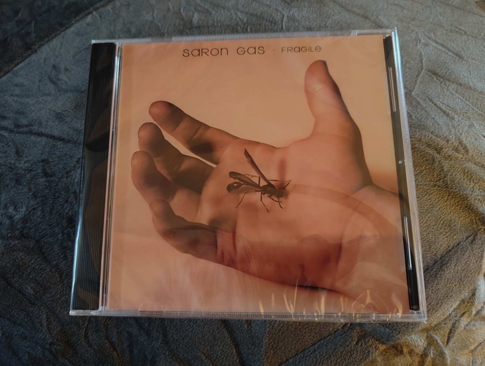 Saron Gas - Fragile import Seether debut