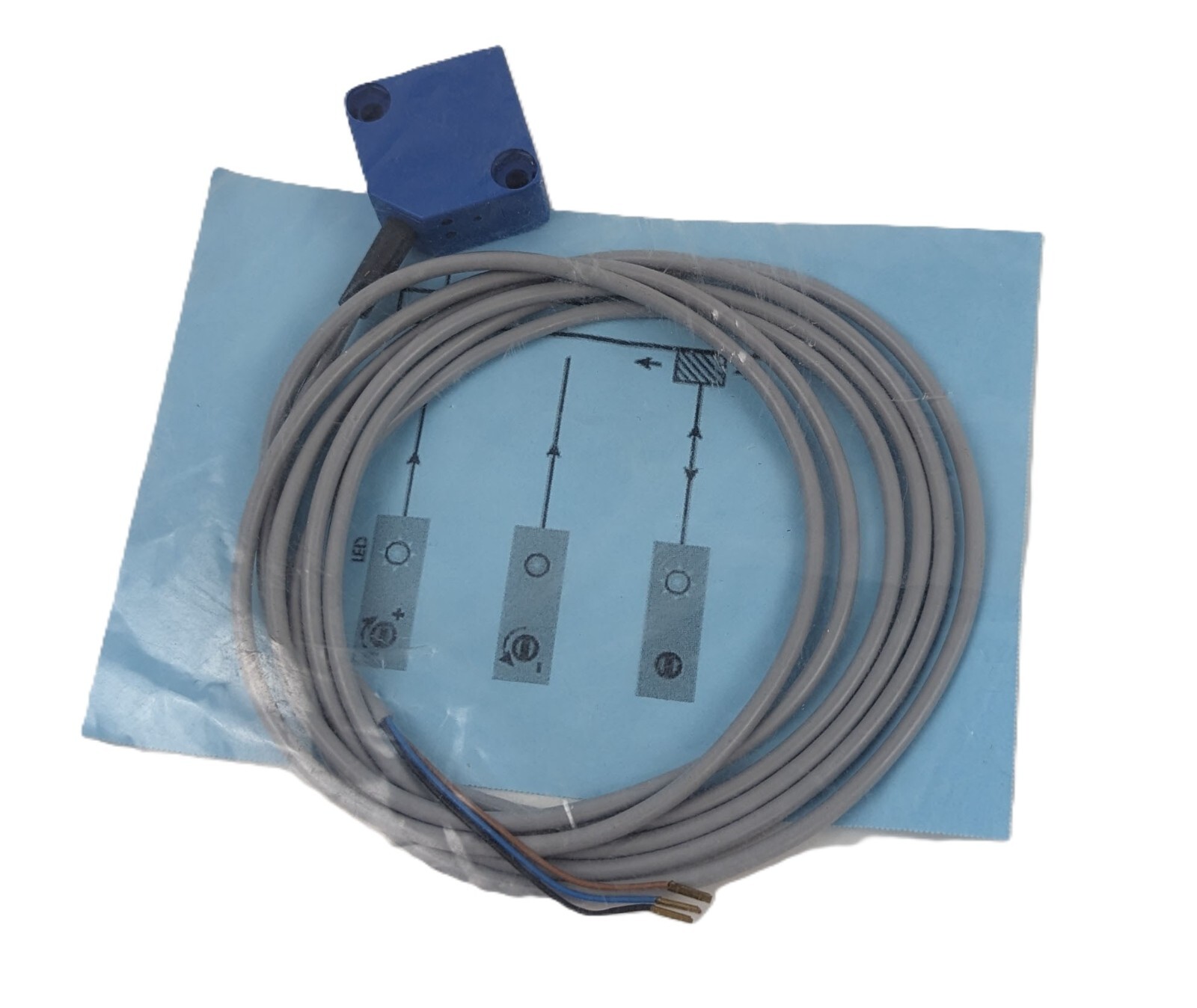 Contrinex LTK-3031-301 Photoelectric Sensor Compact Diffuse 30mm NPN 3-Wire NEW