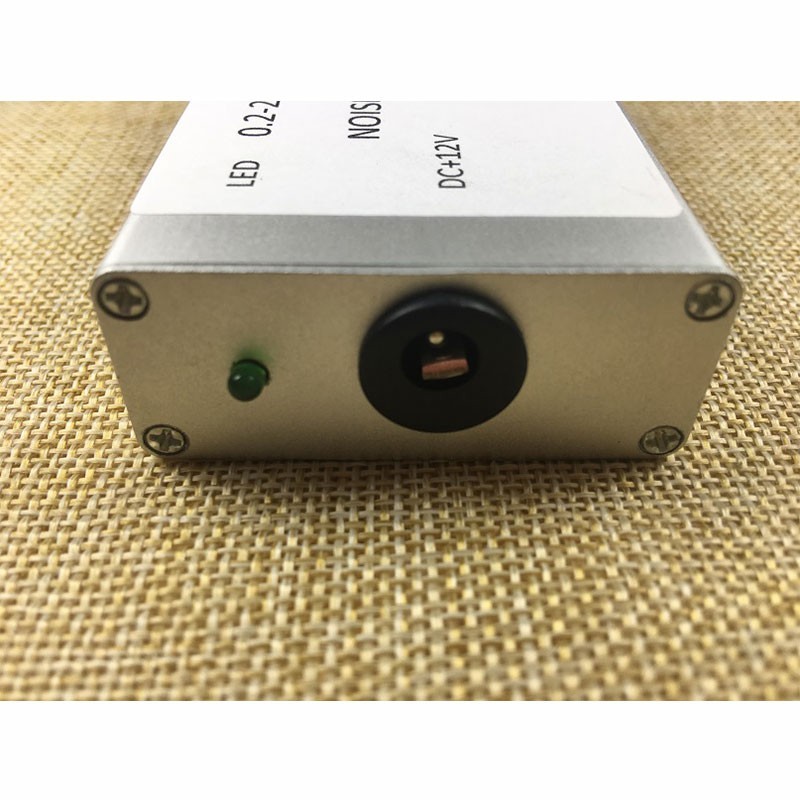 0.2-2000M Signal Generator Noise Source Spectrum Simple Source Track High Flats