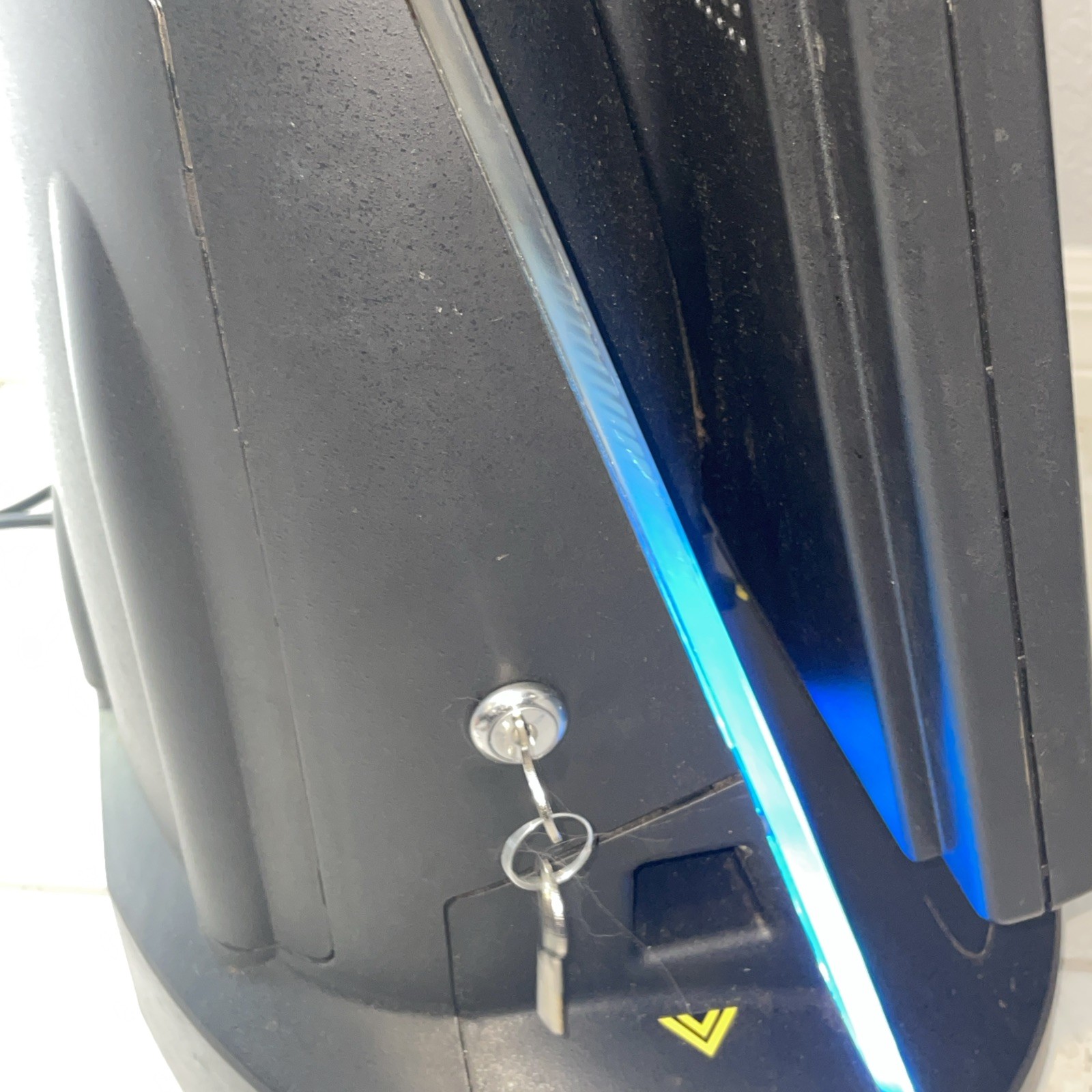 Merit Megatouch Aurora Arcade Machine 2018 Works READ DESCRIPTION FOR DETAILS