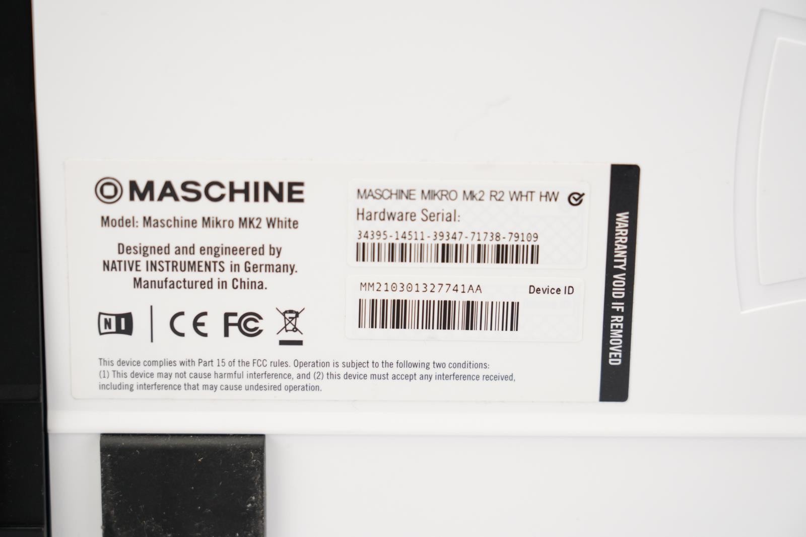 Native Instruments Maschine Mk2 & Maschine Mikro Mk2 Controllers #56170