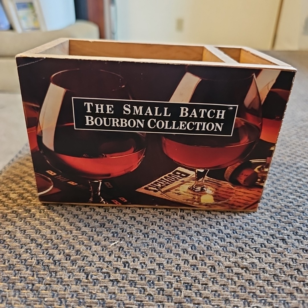 THE SMALL BATCH BOURBON COLLECTION Wood Box 6x4x3.5" Storage  Bartop Mancave