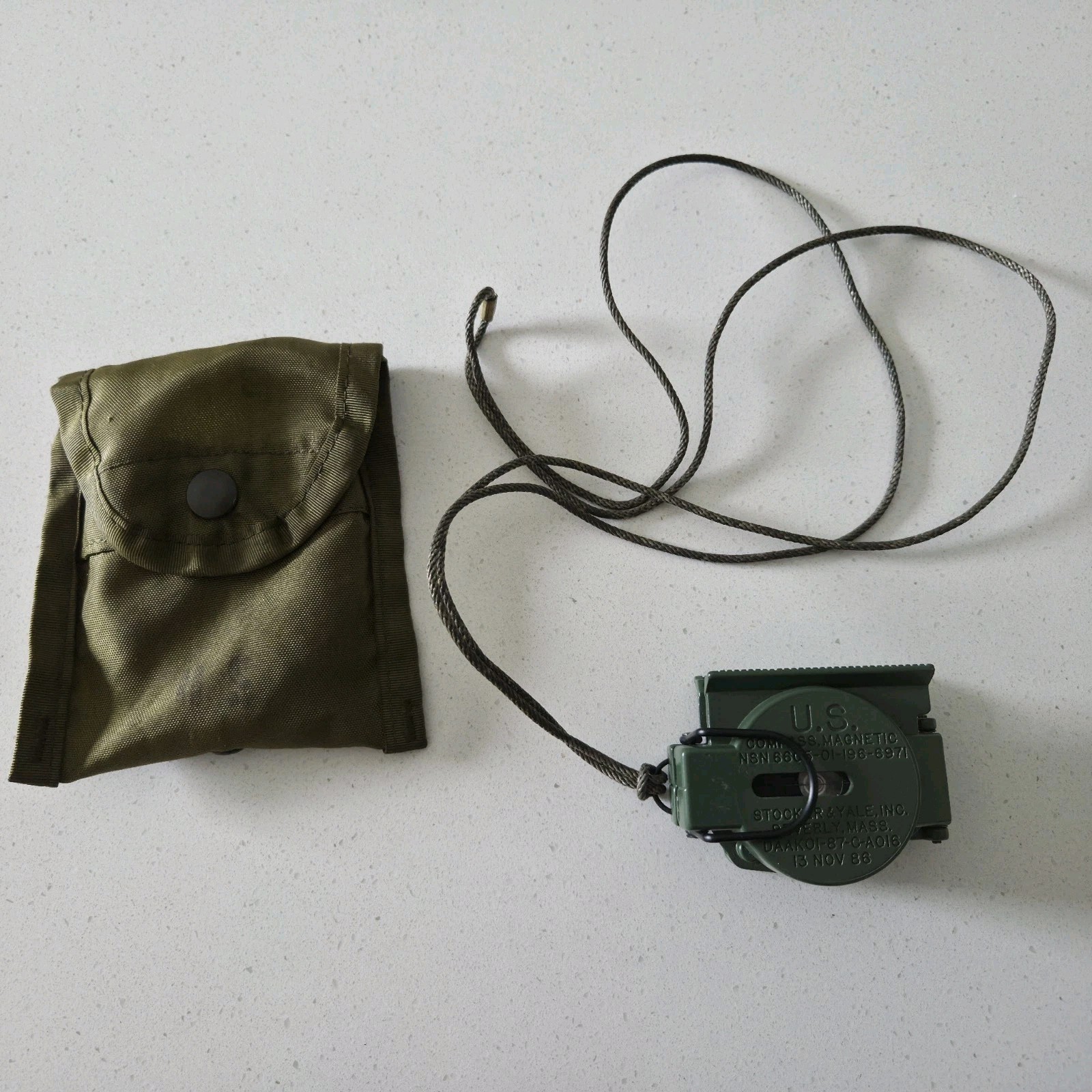 Stocker & Yale Compass With Pouch
