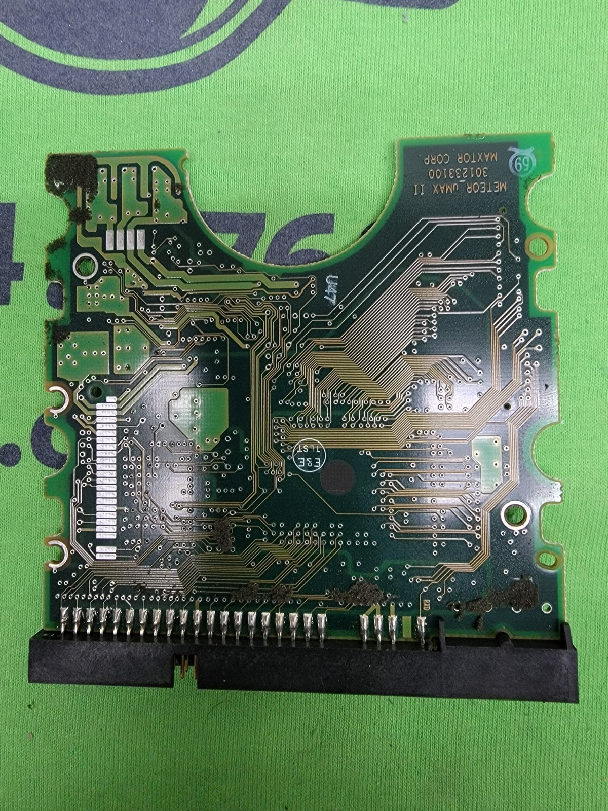 HDD - PCB Logic Board - Maxtor 301233100 - PCB ONLY