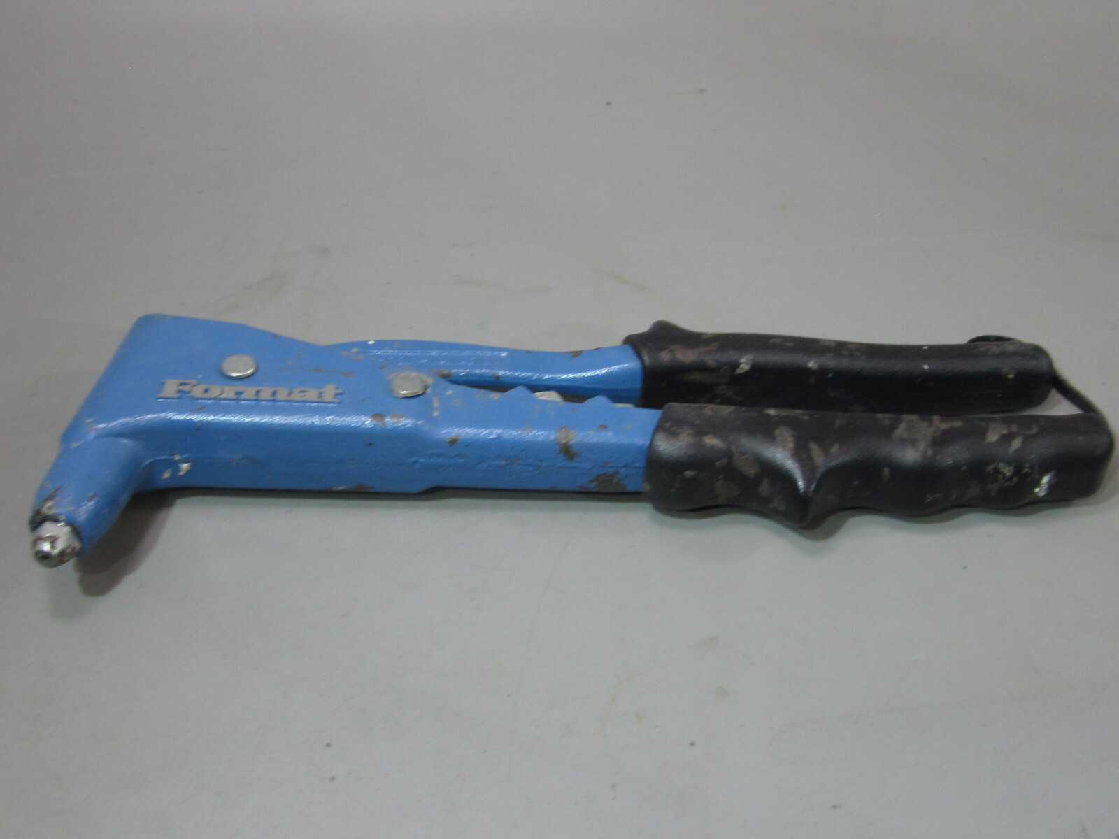Format riveter similar to GESIPA hand riveter model NTX