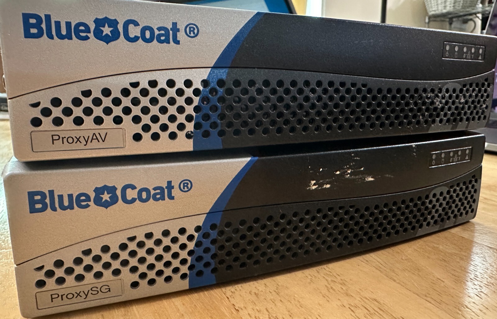 (Kind of 2) BlueCoat Proxy Appliance SG-210 and AV-210. Must see description!