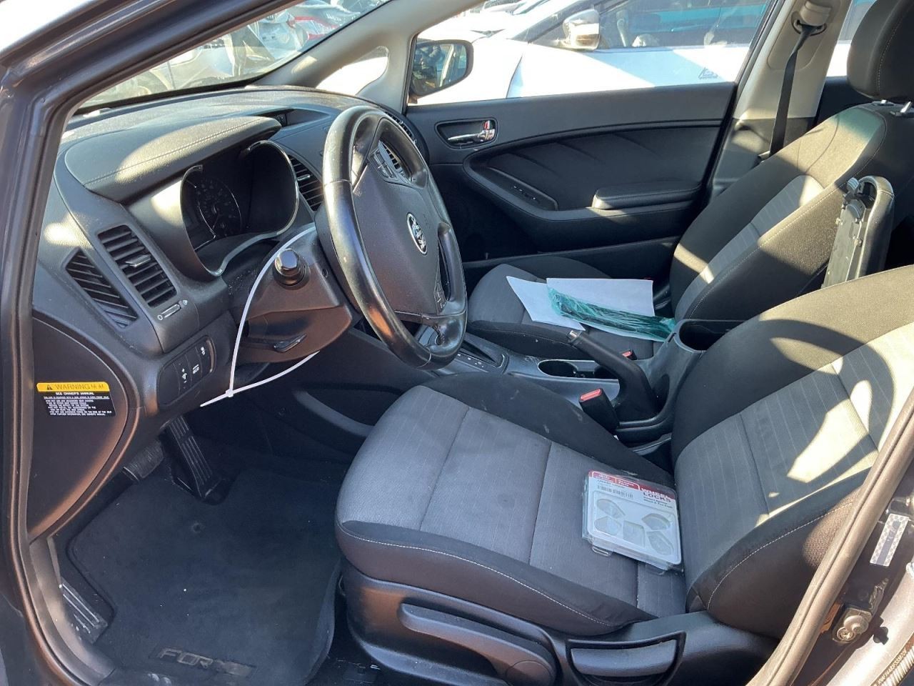 FORTE 2015 Glove Box 4925777