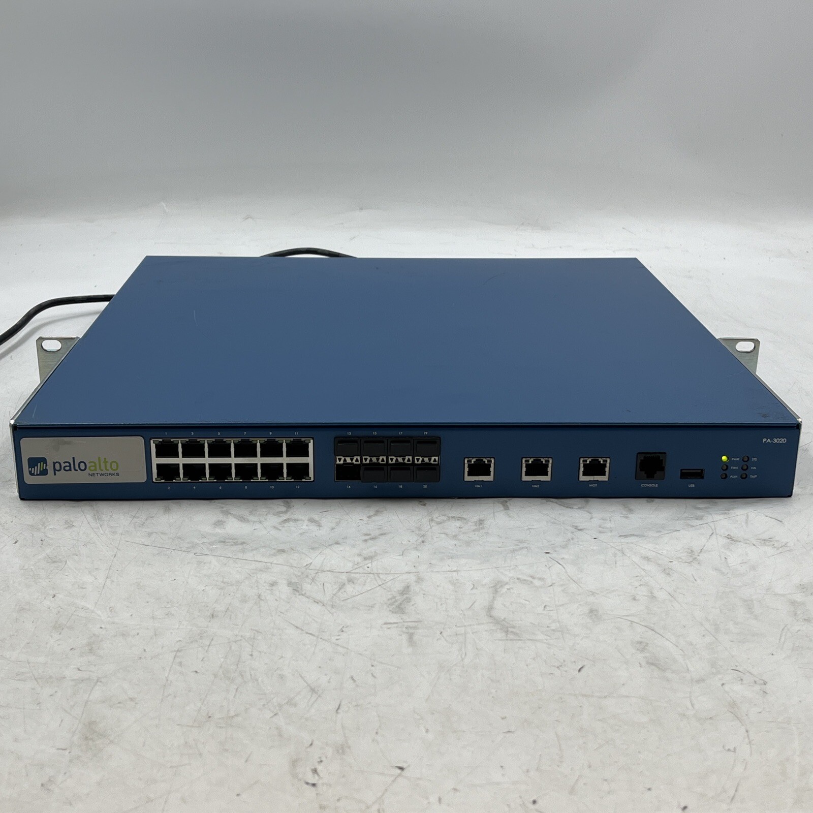 PALO ALTO NETWORKS PA-3020 SECURITY FIREWALL APPLIANCE- 12x 1GB LAN 8x SFP. READ