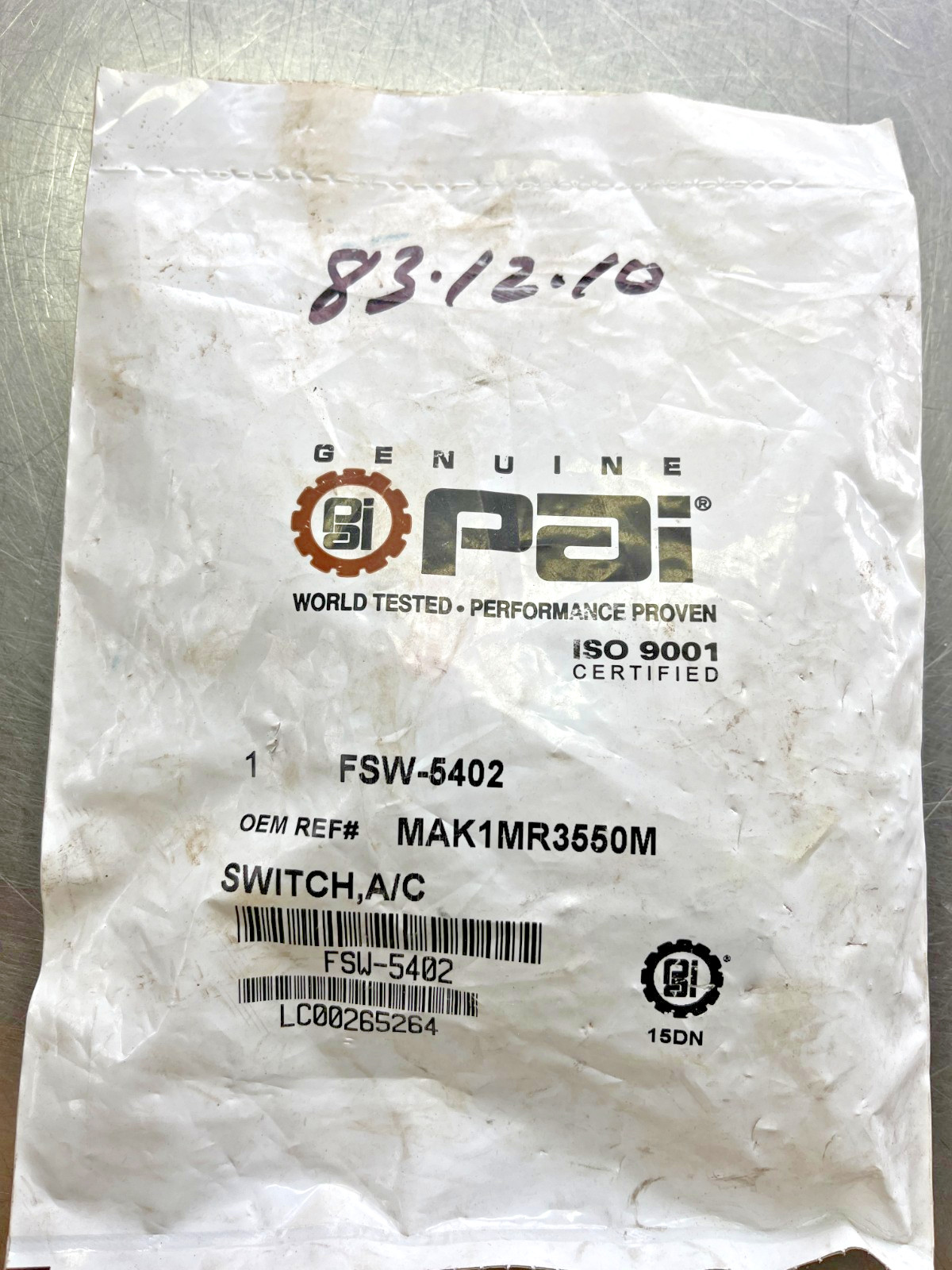 FSW-5402  PAI  1MR3550M   AC SWITCH  Bulldog  Volvo MAK1MR3550M